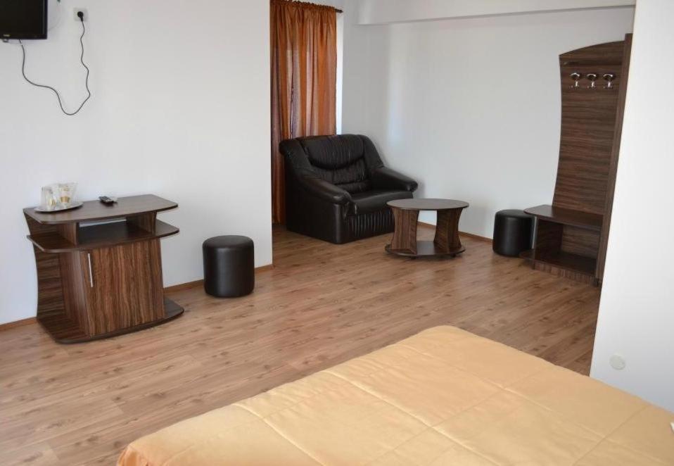 Hotel Corsar Tulcsa Szoba fotó